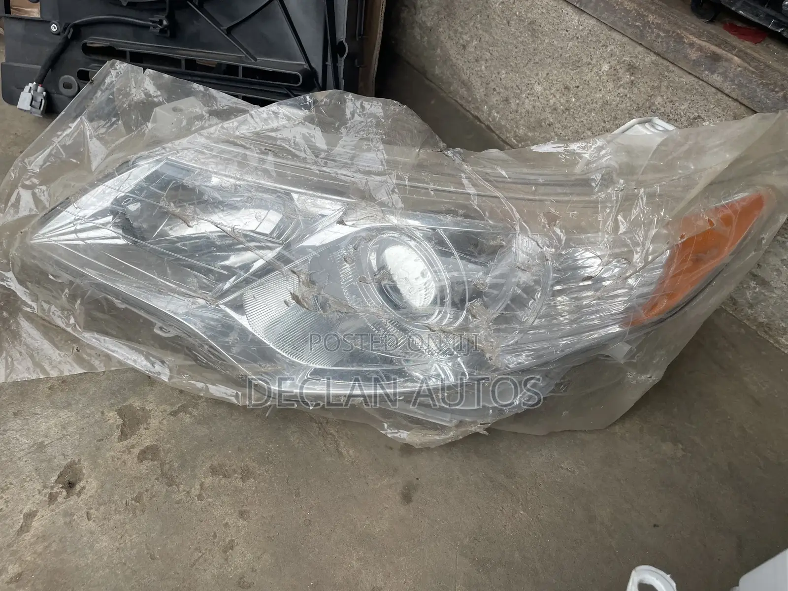 Toyota Camry 2013 Headlights