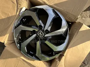 Honda Rim 17 . Alloy 7075