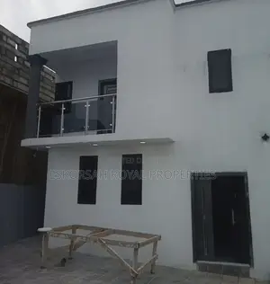 3bdrm House in Kwabenya for sale