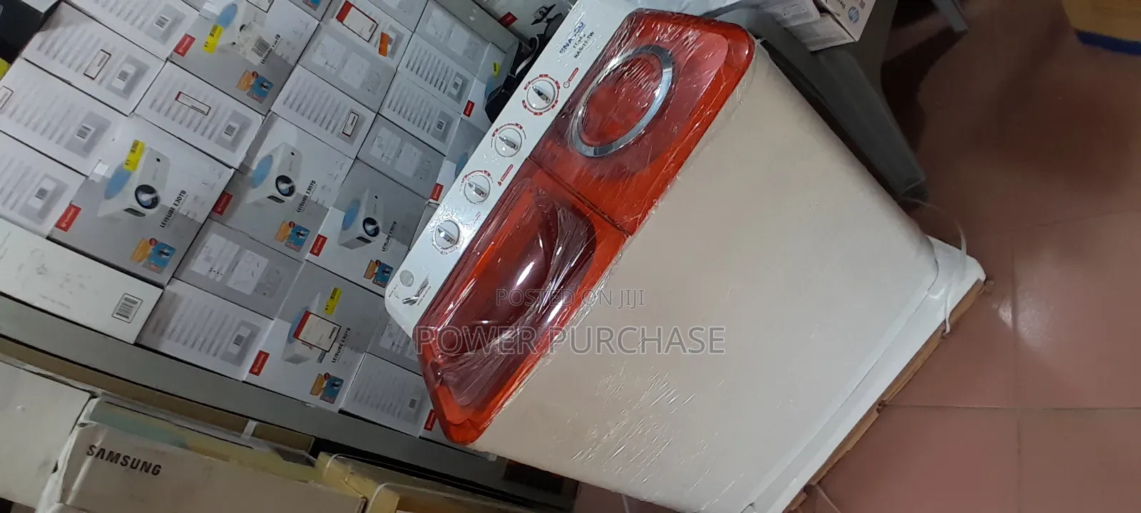 Serviceable 11kg Twin Tub Washing Machine. Nasco