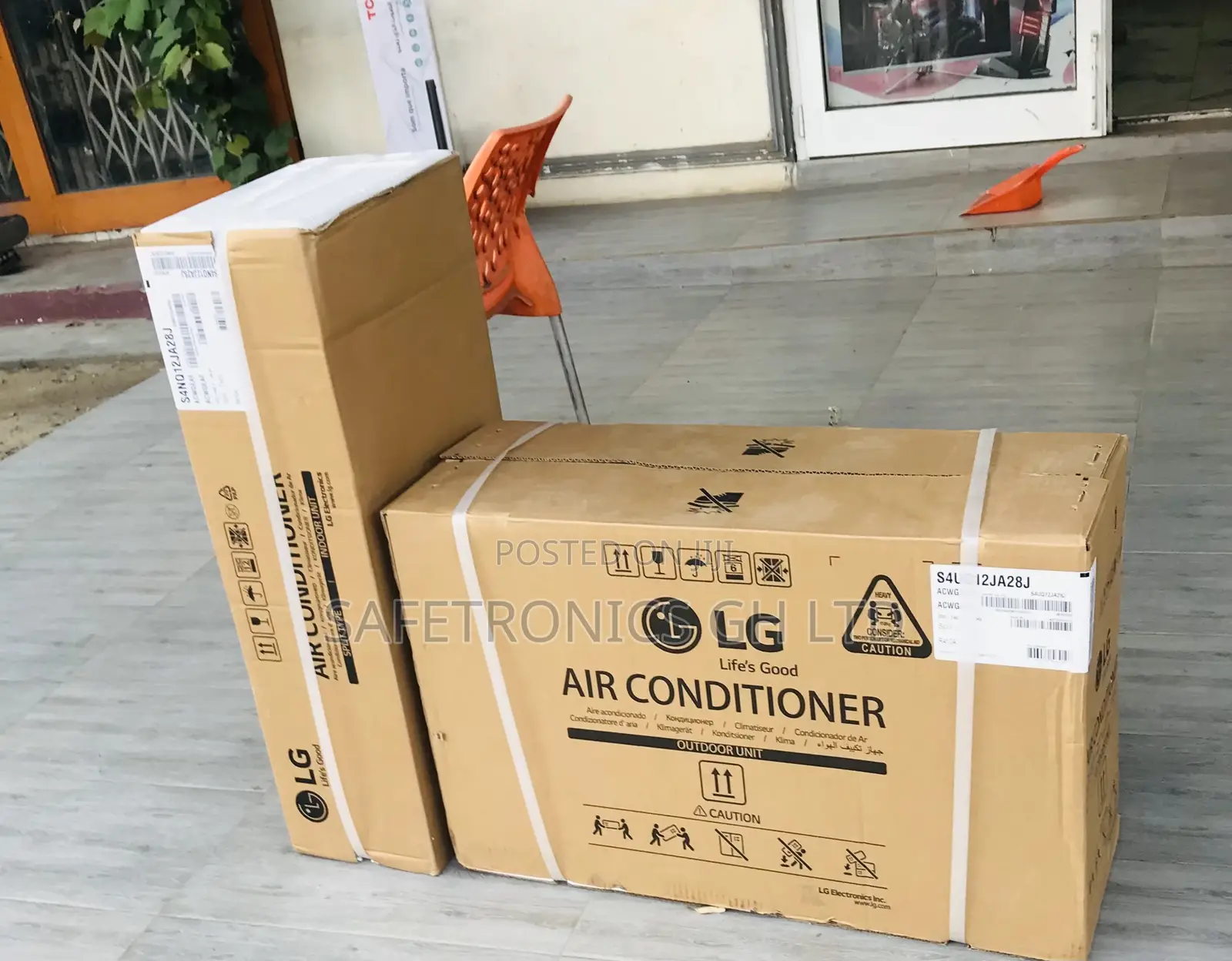 LG 2.5hp R410 Gas White Dual Inverter Energy Saving AC
