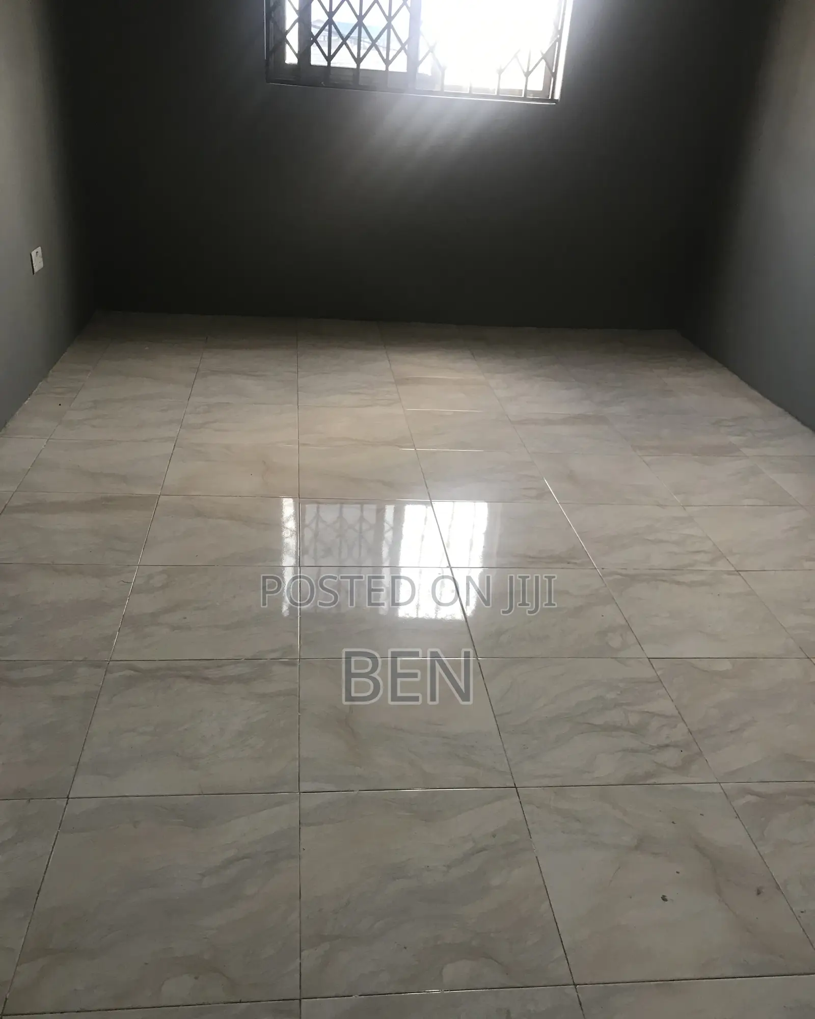 2bdrm Apartment in Chantan - Mile 7, Achimota for rent