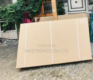 Black Uhd Smart Samsung Qled 85”Q60 TV 