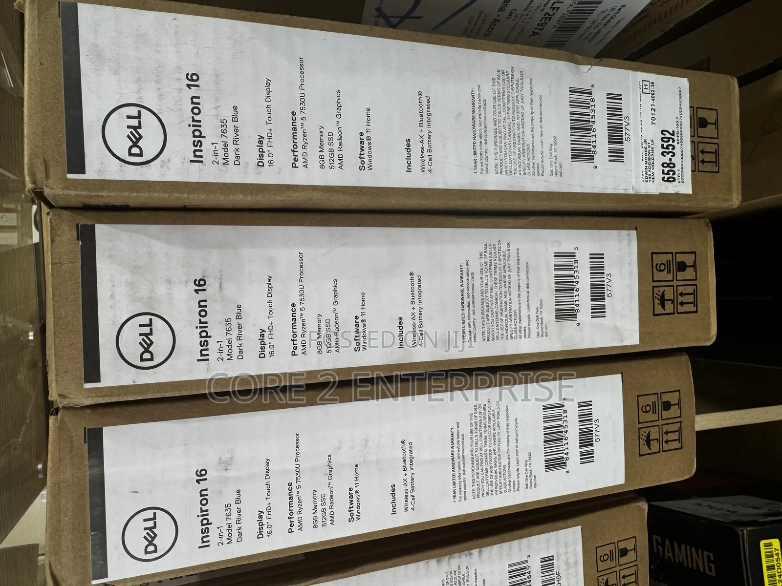 New Laptop Dell Inspiron 16 7630 8GB AMD Ryzen SSD 512GB