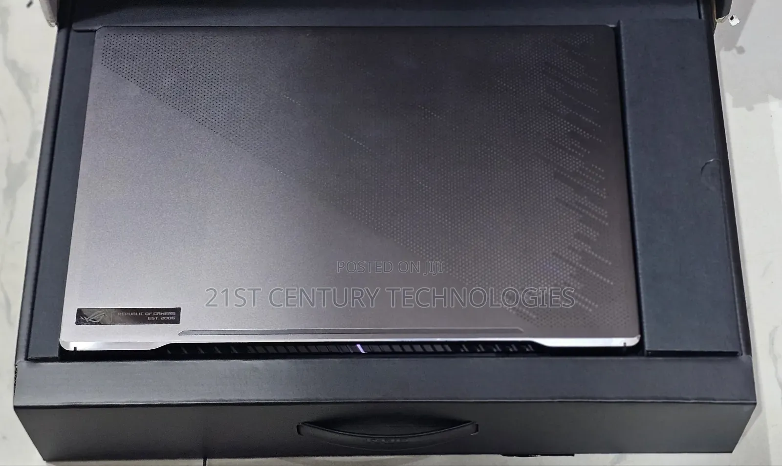 Laptop Asus ROG Zephyrus G15 16GB Intel Core i7 SSD 2T