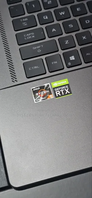 Laptop Asus ROG Zephyrus G15 16GB Intel Core i7 SSD 2T