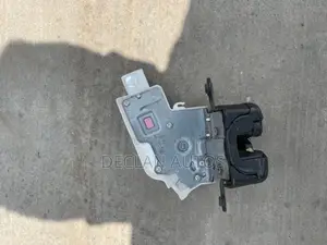 Honda CR-V 2019 Manual Boot Lock