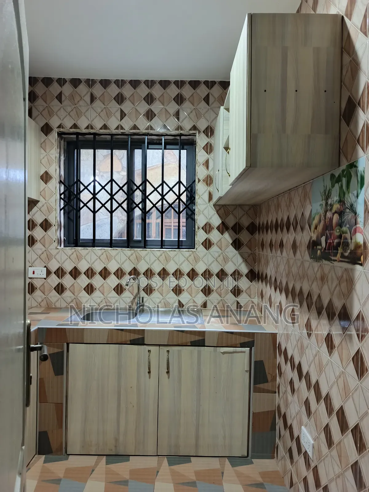 1bdrm Apartment in Dorns Properties, New Town for rent