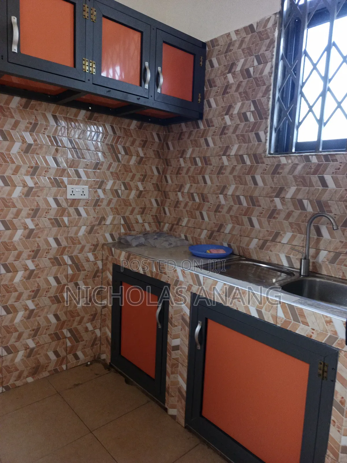 1bdrm Apartment in The Dorns Properties, New Town for rent