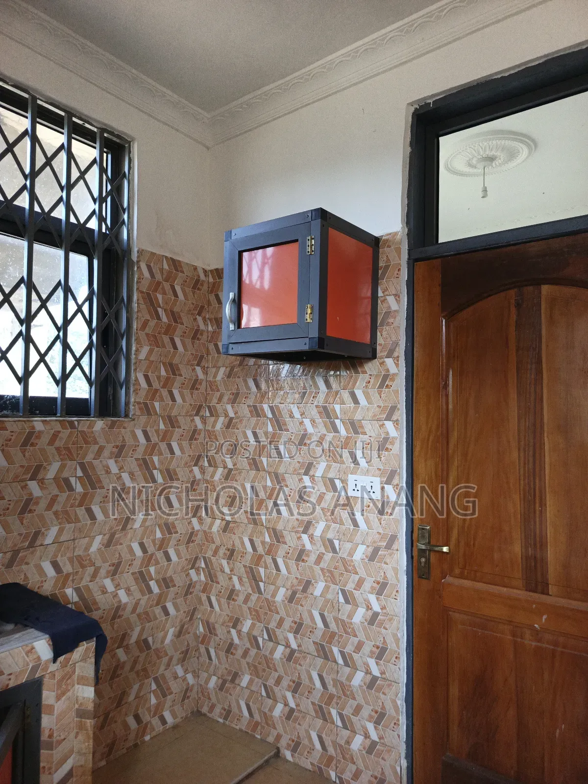 1bdrm Apartment in The Dorns Properties, New Town for rent