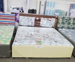 Queen Size Bed (Built-in Queen Sizebed)