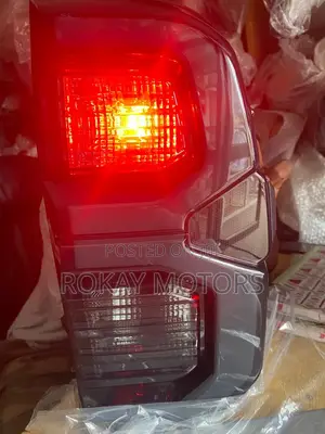 Hilux/Vigo 2016,2017,2018,2019,2020 Taillights Spec Pair
