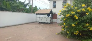 6bdrm House in Dki Properties, Dzorwulu for sale