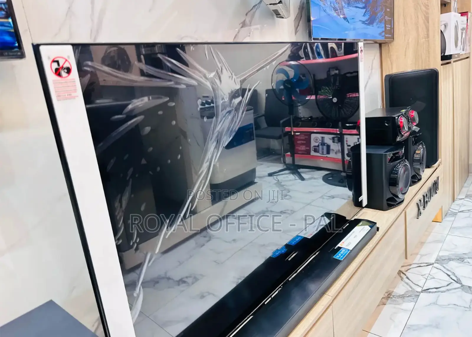 Samsung Well Crated Smart Tv 55”Au7022 Classic UHD