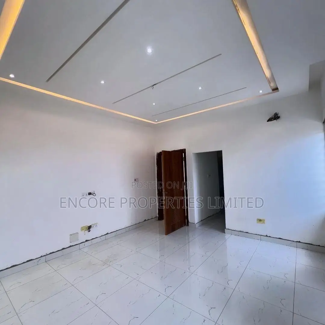 4bdrm House in Encore Properties, Ashaley Botwe for sale