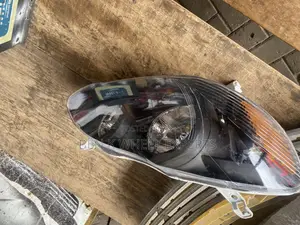 Corolla S 2003-7 Headlight Black