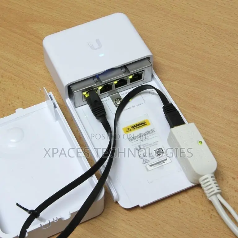 Ubiquiti Nanoswitch Outdoor 4port Poe Passthrough