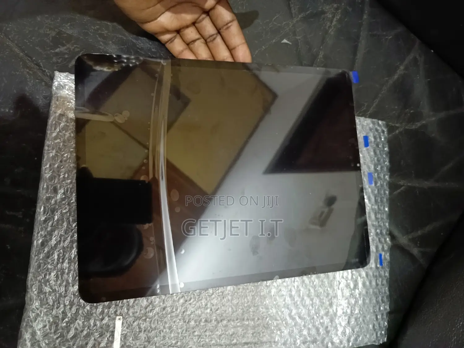 12.9 iPad Screens Available for Sale
