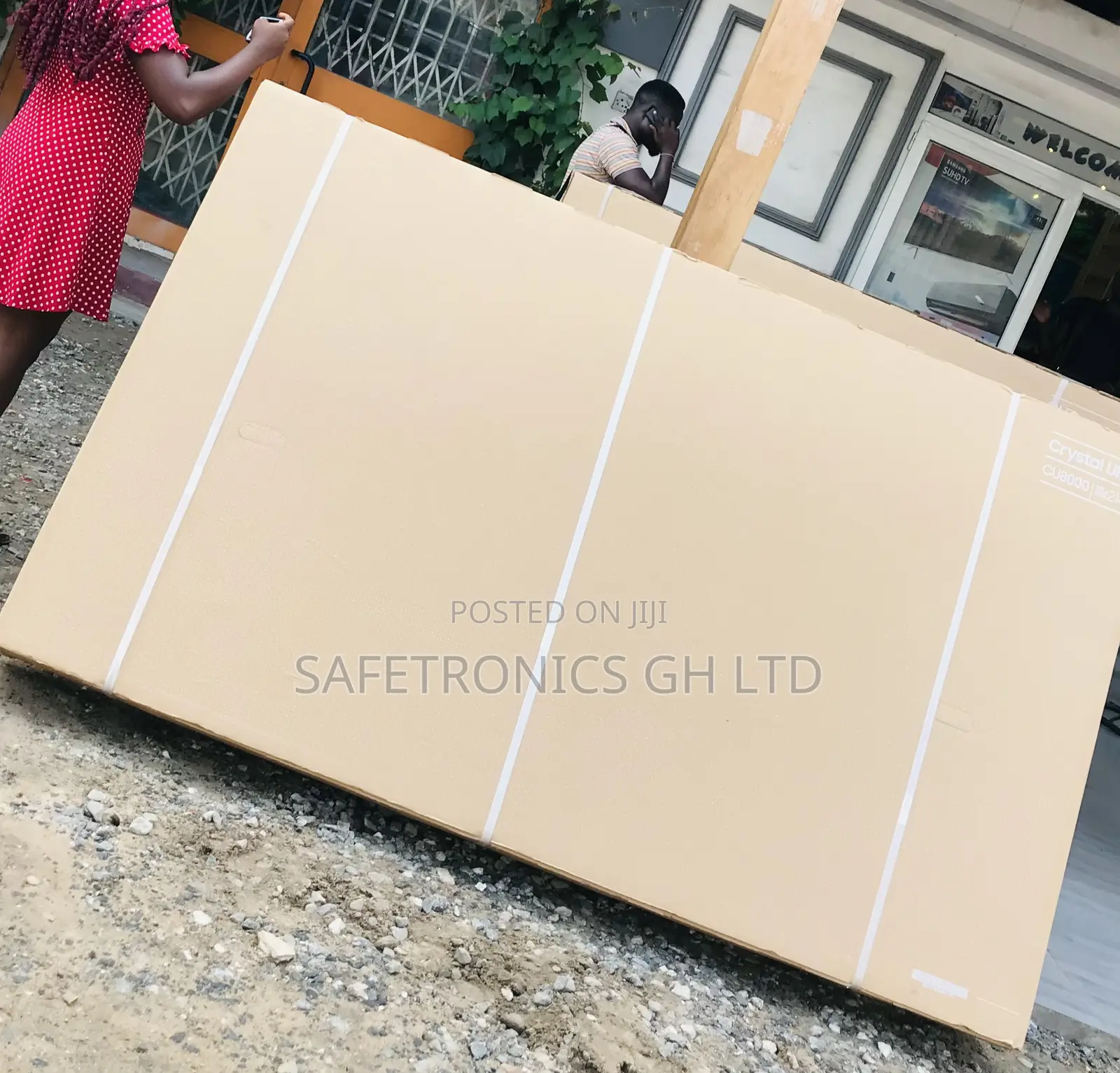 Essential 85”LED UHD Smart Samsung Q60 Tv 