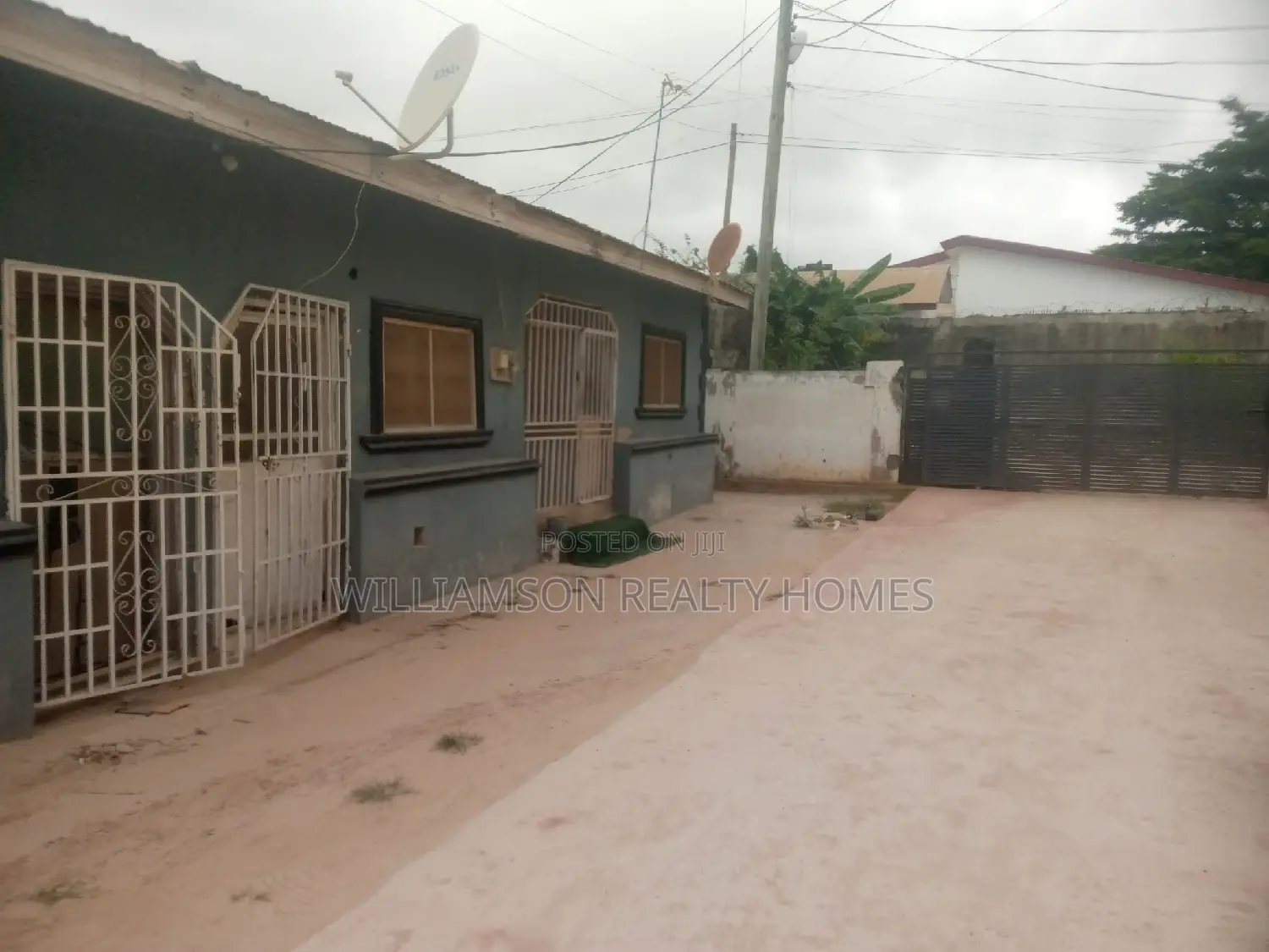 1bdrm Apartment in Regimanuel Estate,, Spintex for rent