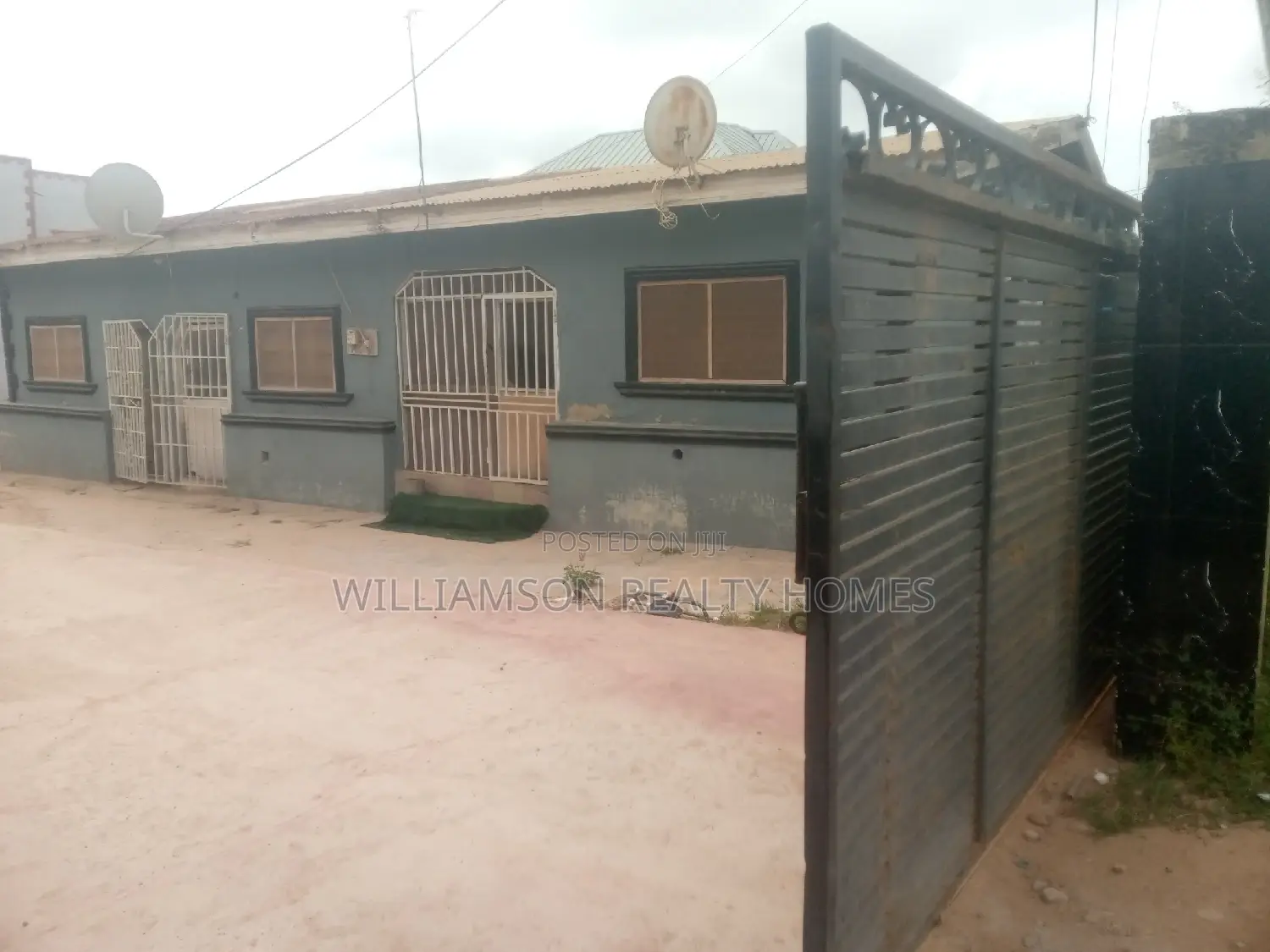 1bdrm Apartment in Regimanuel Estate,, Spintex for rent