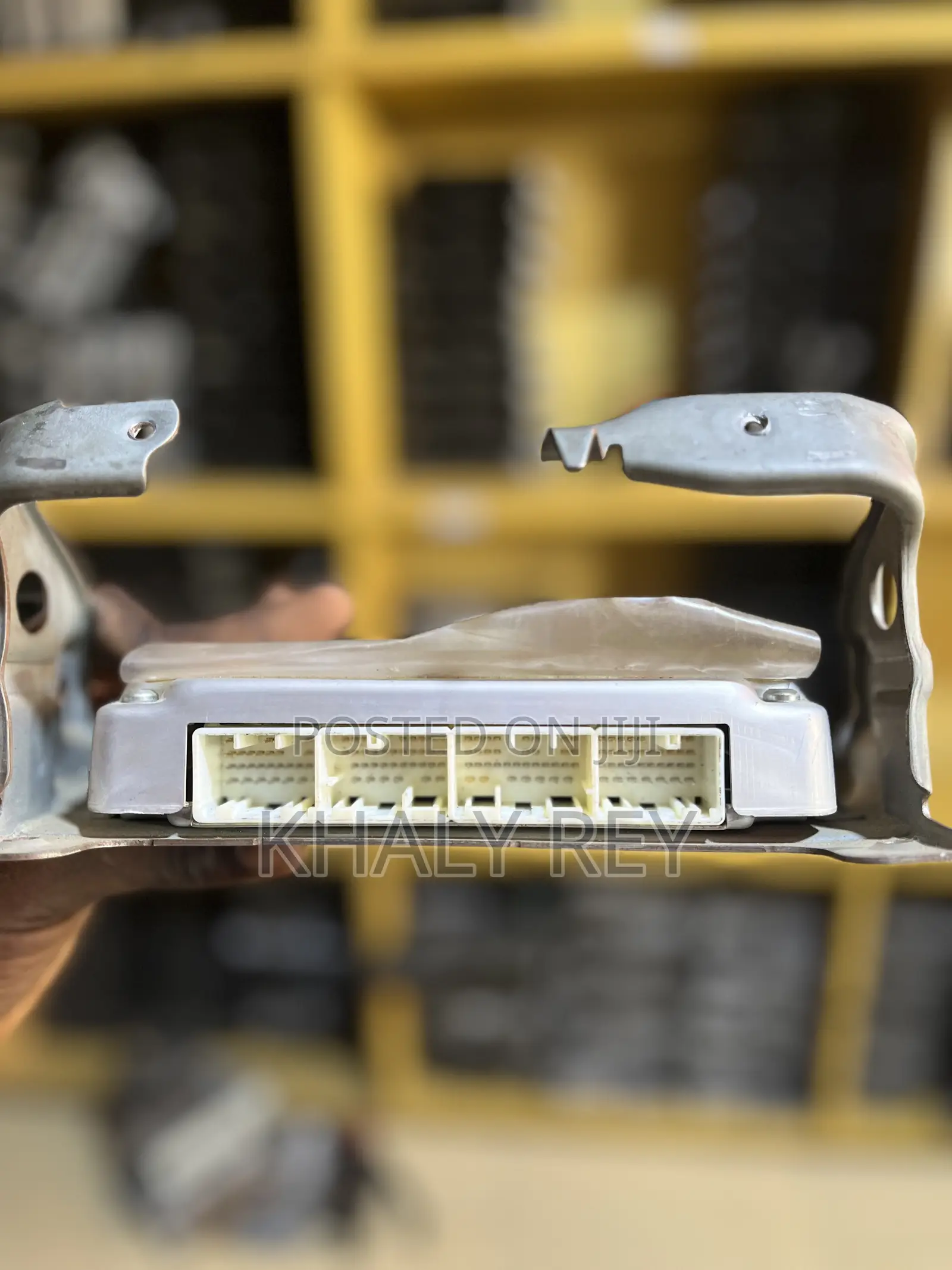2005-2007 Toyota Corolla Engine Control Unit