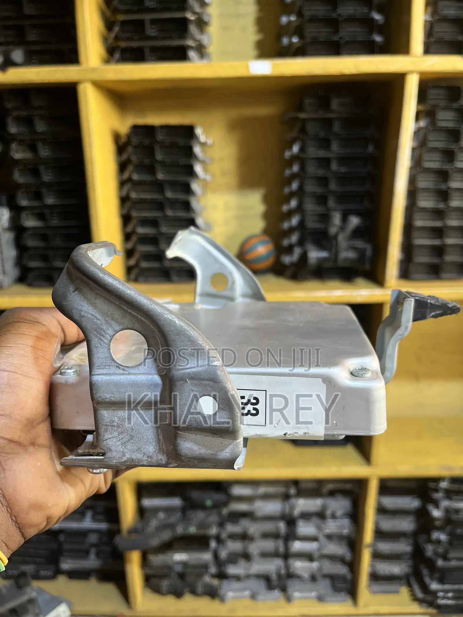2005-2007 Toyota Corolla Engine Control Unit