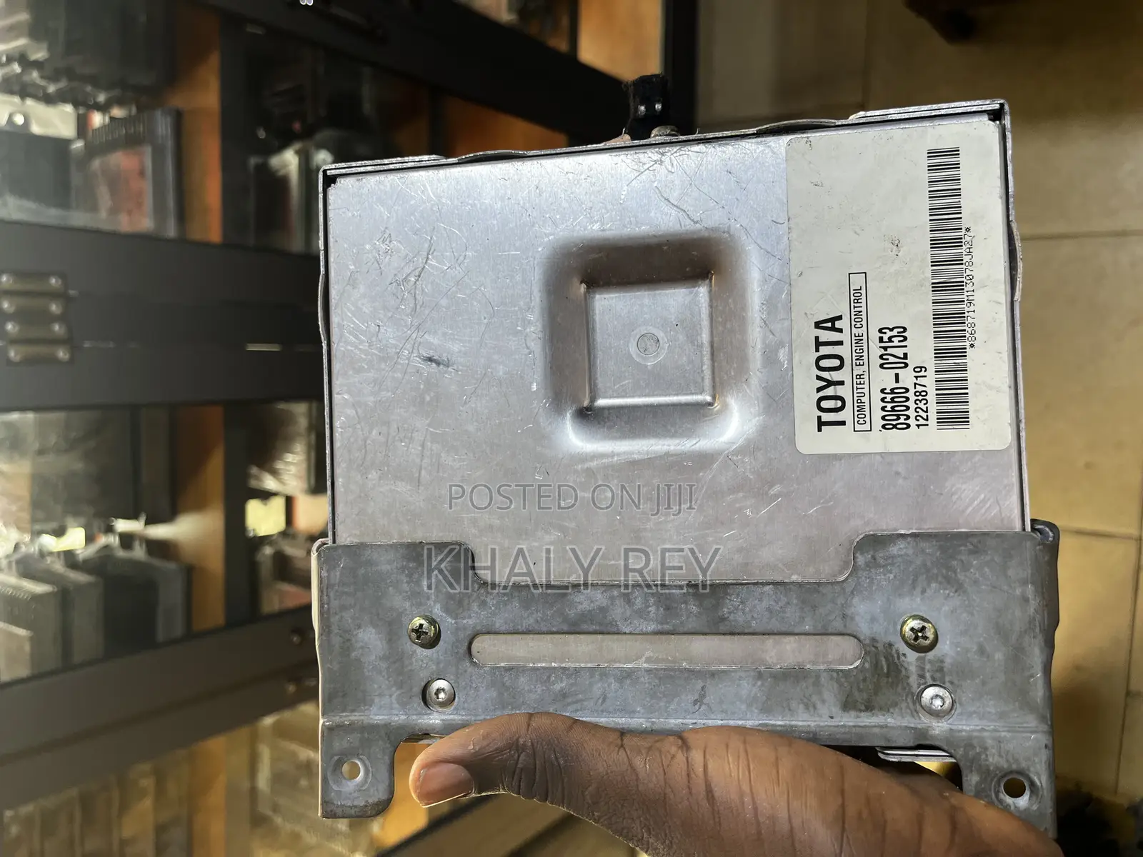 2005-2007 Toyota Corolla Engine Control Unit