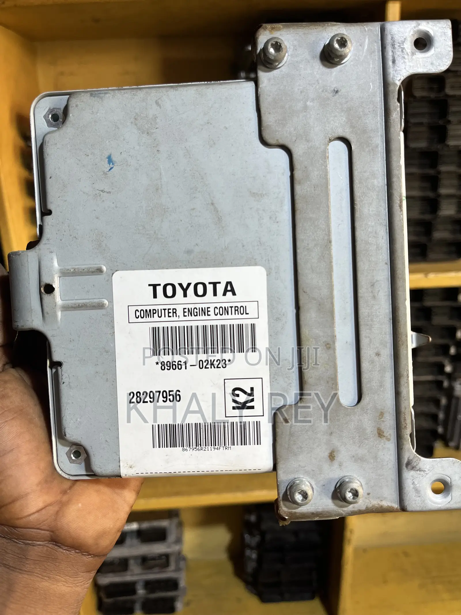 2005-2007 Toyota Corolla Engine Control Unit