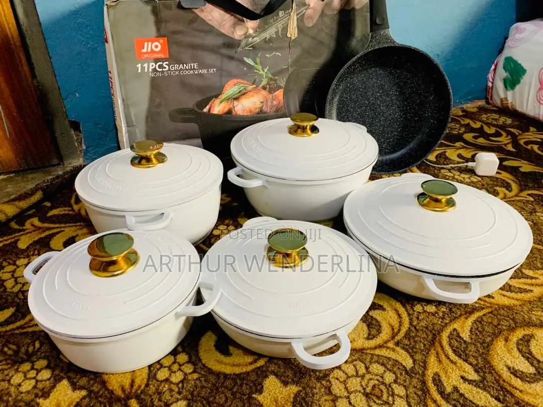 5set Nonstick With Frypan. Quality