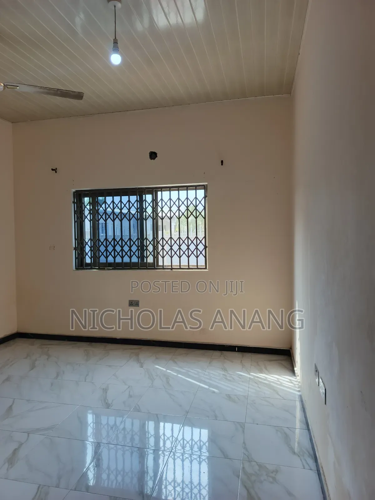 3bdrm Apartment in The Dorns Properties, New Town for rent