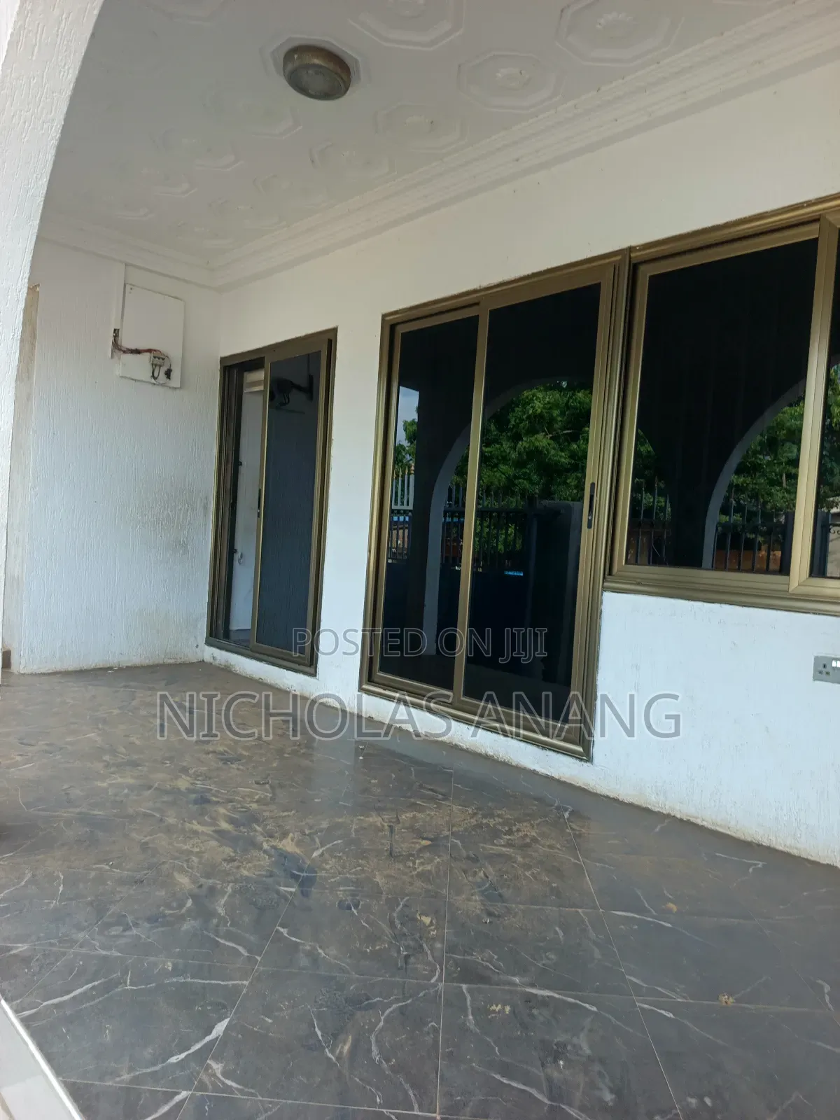 3bdrm Apartment in The Dorns Properties, New Town for rent