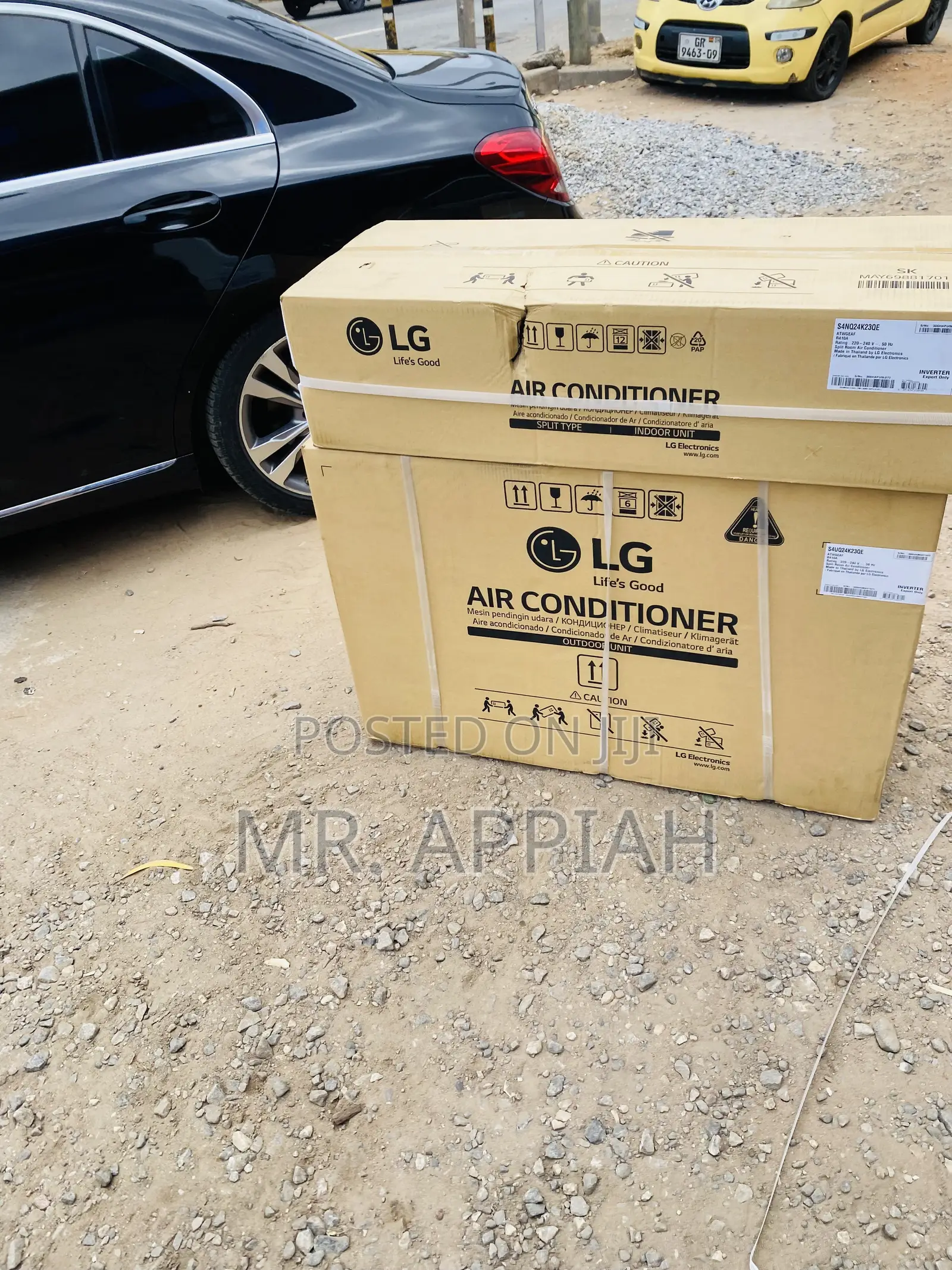 Original LG S4-Q24k23 2.5hp Inverter Air Conditioner.