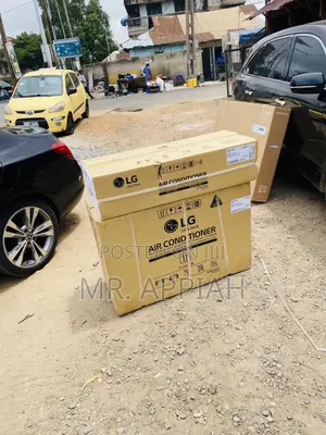 Fast Chilling LG S12ATC 1.5hp Split Type Air Conditioner.