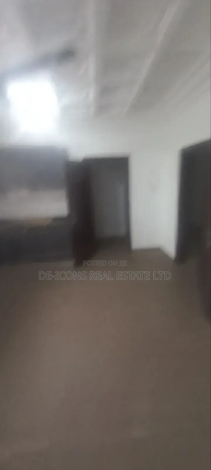 4bdrm Mansion in De-Icons Real Estate, Awutu Senya East Municipal