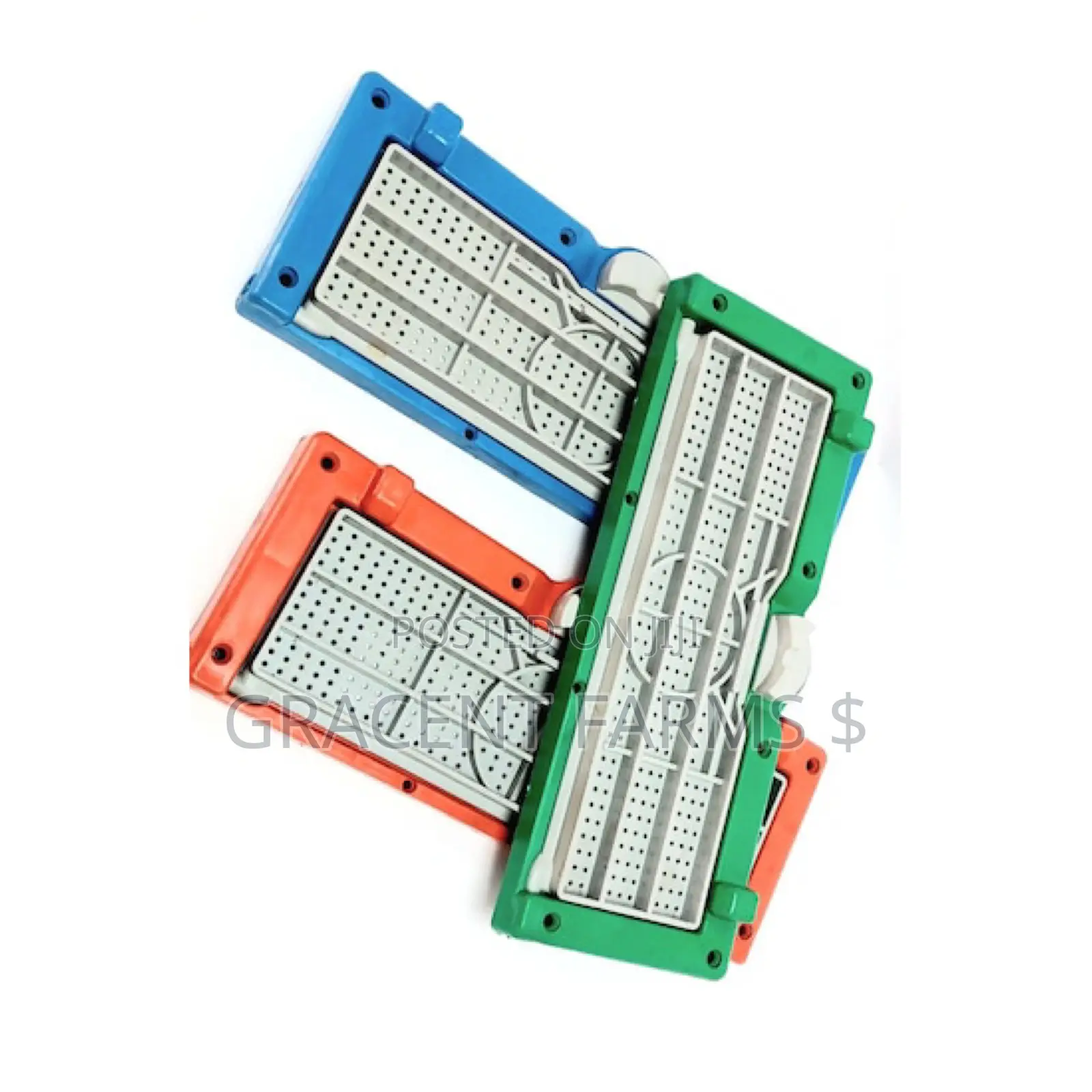 Bee Flight Board With Adjustable Bee Entry/Exit Control