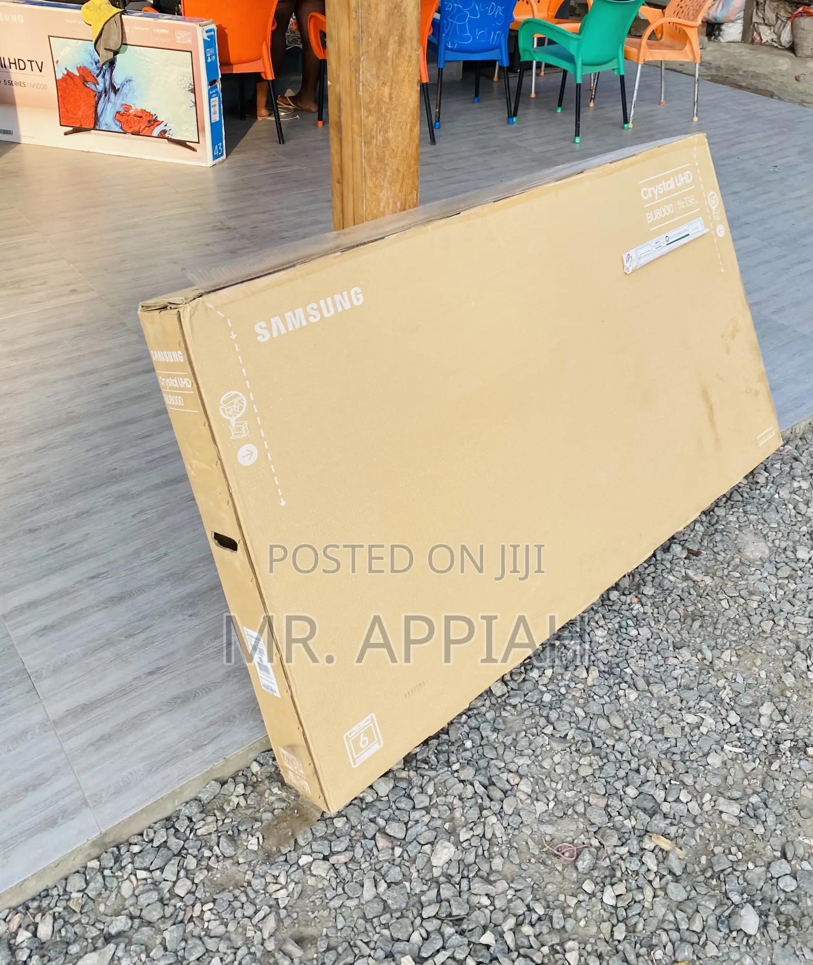 Adorable Samsung 55cu8000 55” Uhd Smart Television.