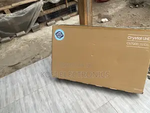 Samsung 43inch Crystal UHD Smart TV W/Slim Lift Stand