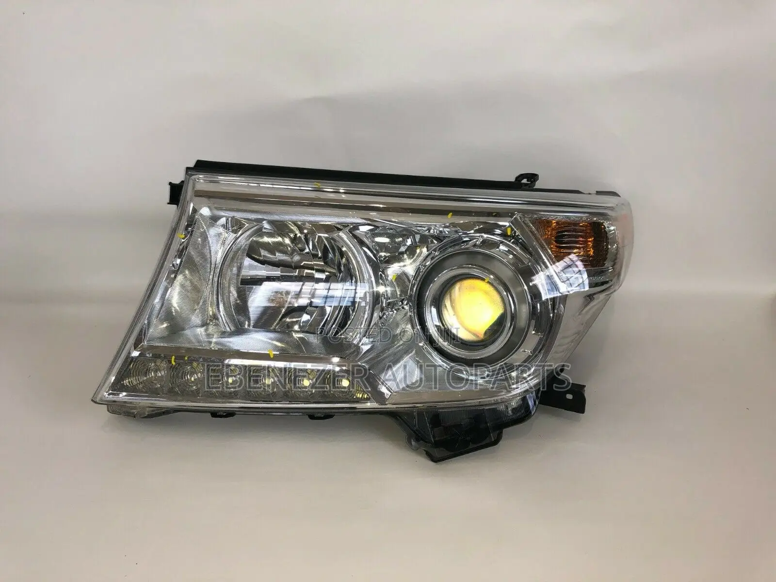 Land Cruiser V8 Headlight 2012 2013 2014