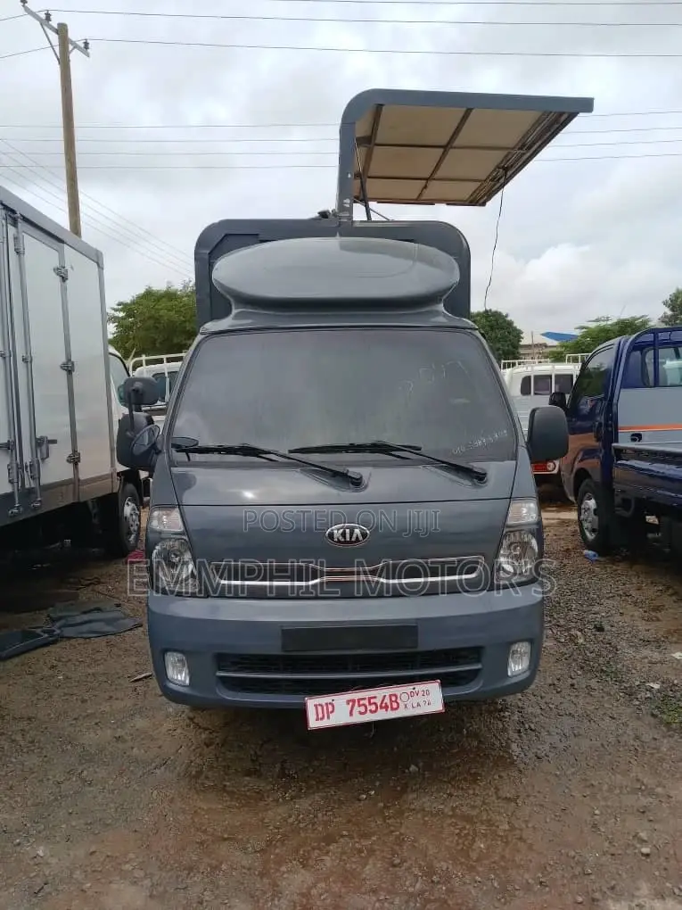 2016 Kia Bongo 3 Wing Body Truck.