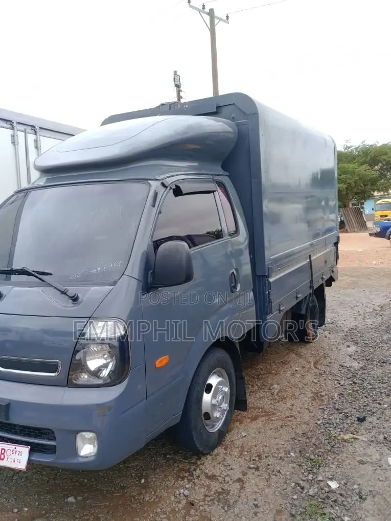 2016 Kia Bongo 3 Wing Body Truck.