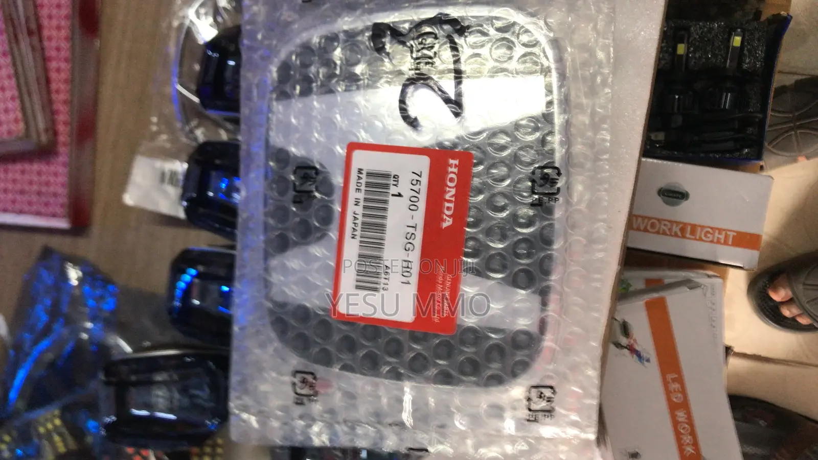 CR-V 23 Crown/Emblem