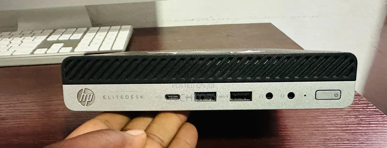 Desktop Computer HP EliteDesk 800 G3 8GB Intel Core i5 HDD 256GB
