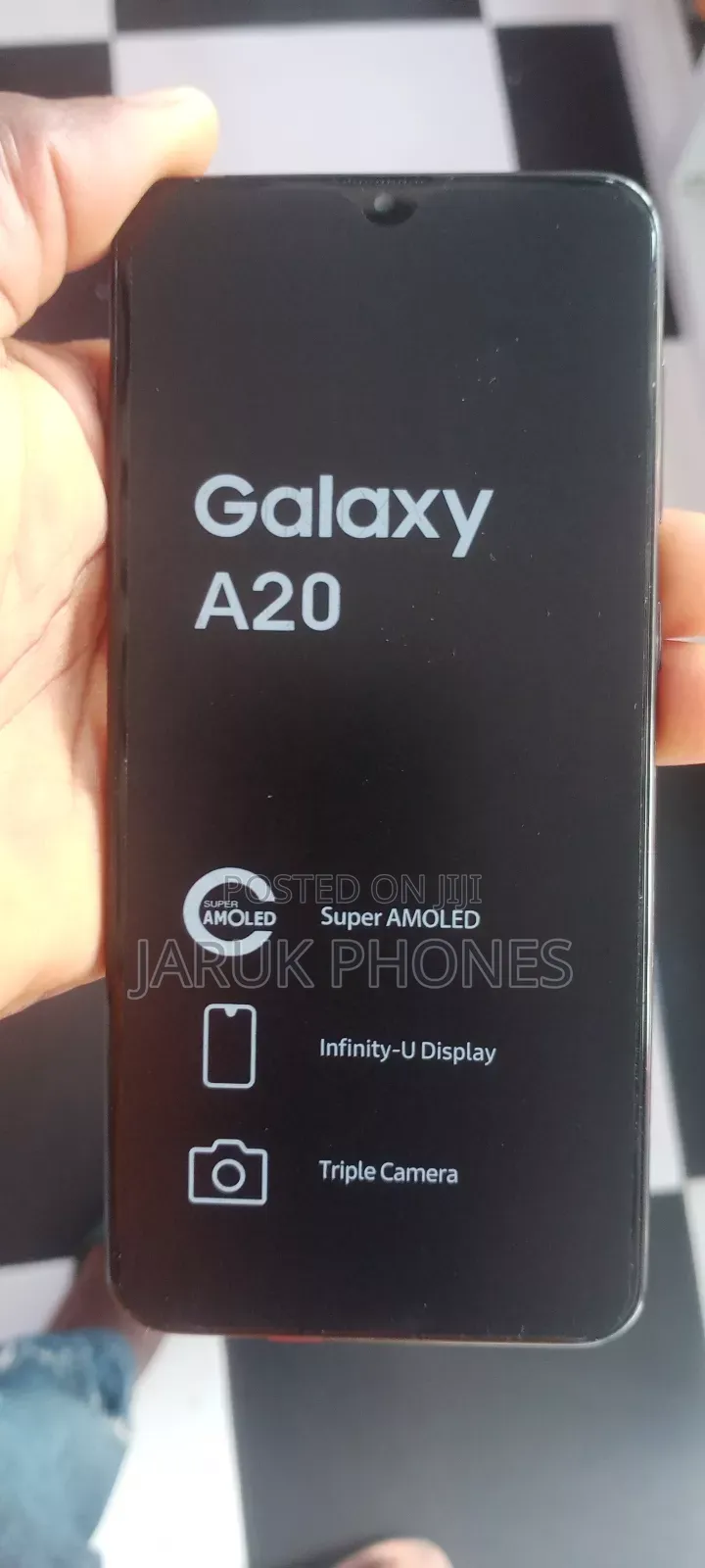 Samsung Galaxy A20 64 GB Black
