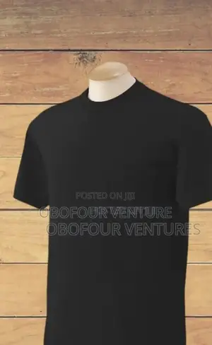 Black and White T Shirts From America  Gildan