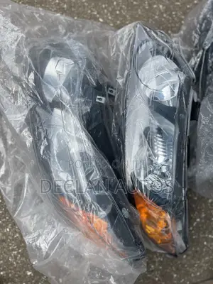 Honda Civic 2011 Headlights
