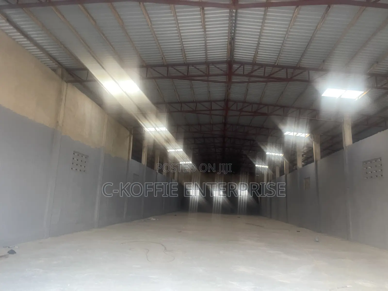 700sqm Warehouse for Rent at Tema