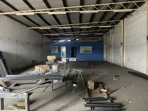 300 SQM Warehouse at Agbogbloshie for Rent