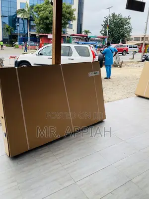 Quality Samsung 85cu8000 85” Crystal Uhd Electric Tv.