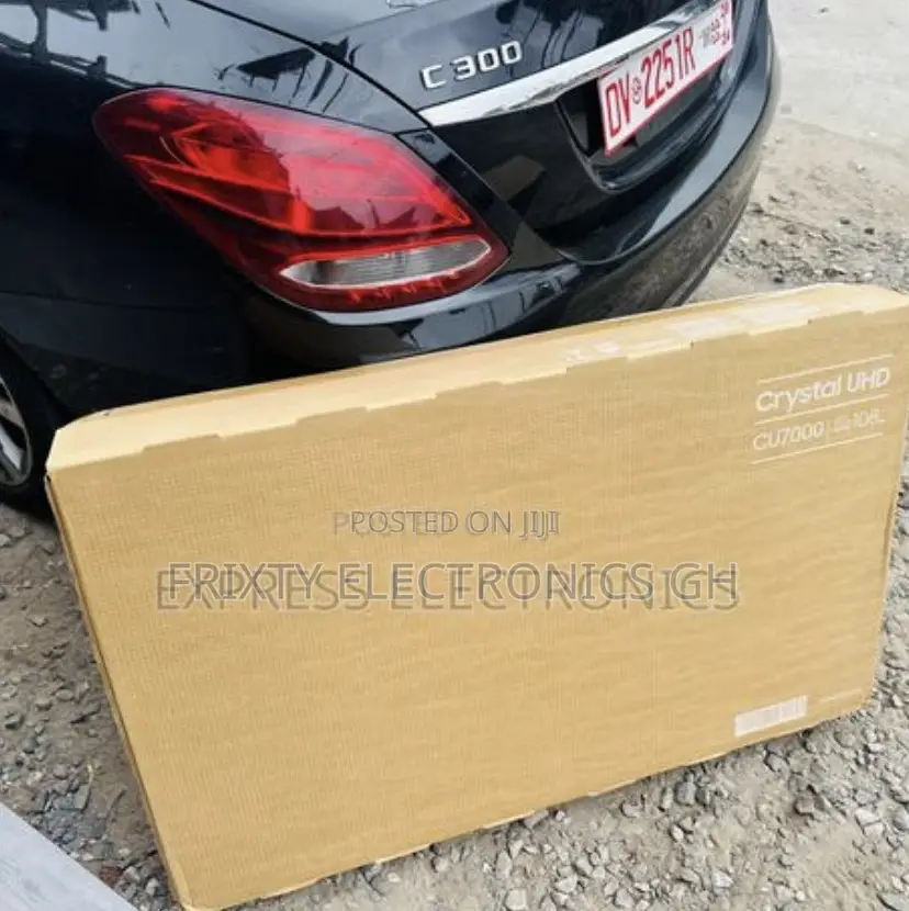 Verified Samsung 43inch UHD Smart Tv (43CU7172) in Accra Metropolitan